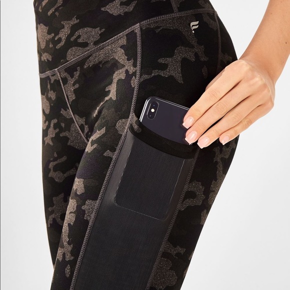 FABLETICS High Waisted PowerHold Charcoal Heather Camo Leggings Side Mesh Size L - Picture 3 of 13